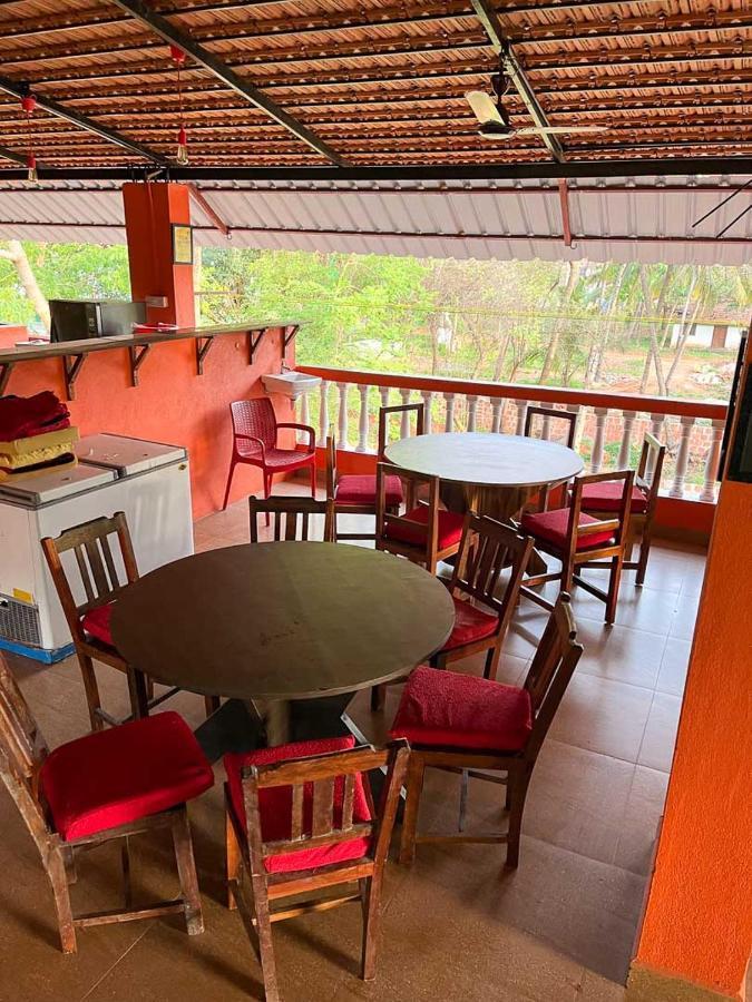 Bonds Hostel Candolim Dış mekan fotoğraf