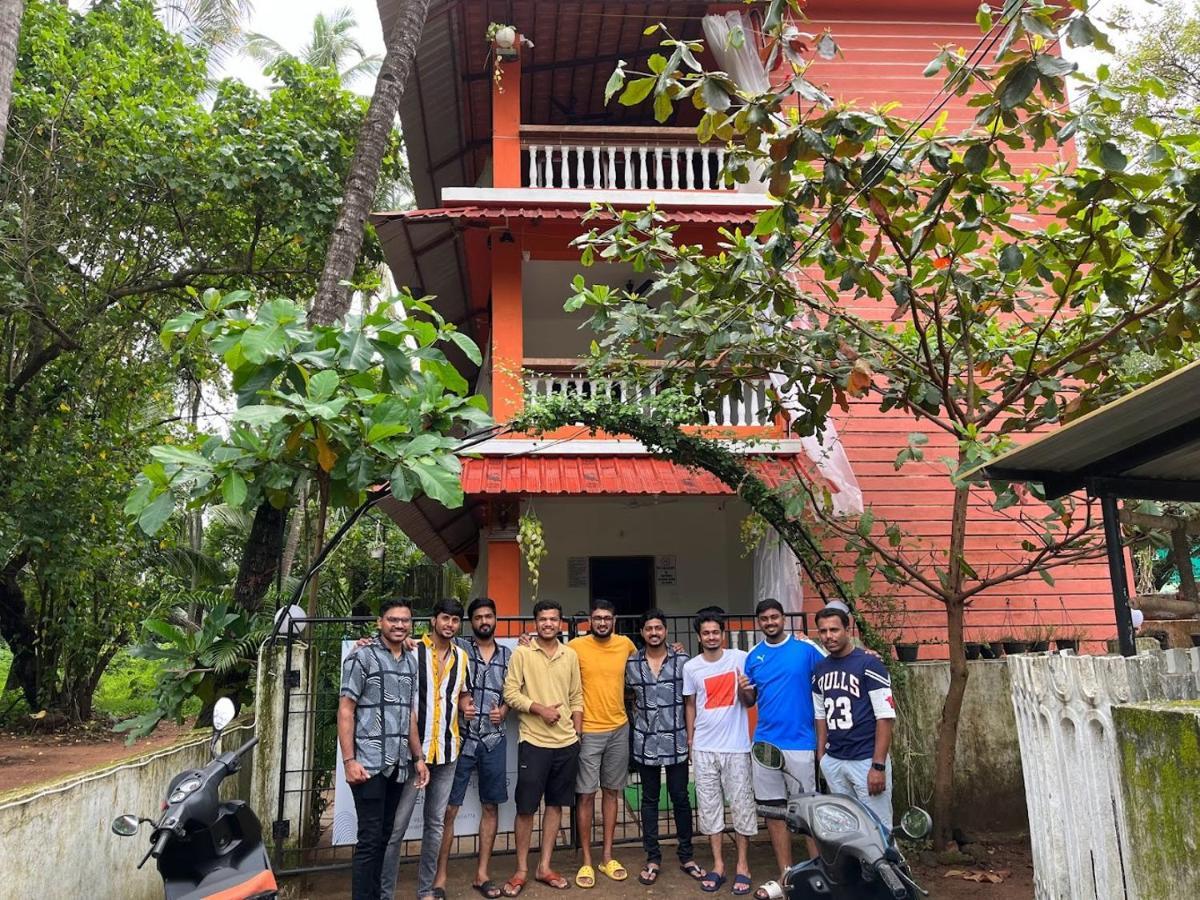 Bonds Hostel Candolim Dış mekan fotoğraf